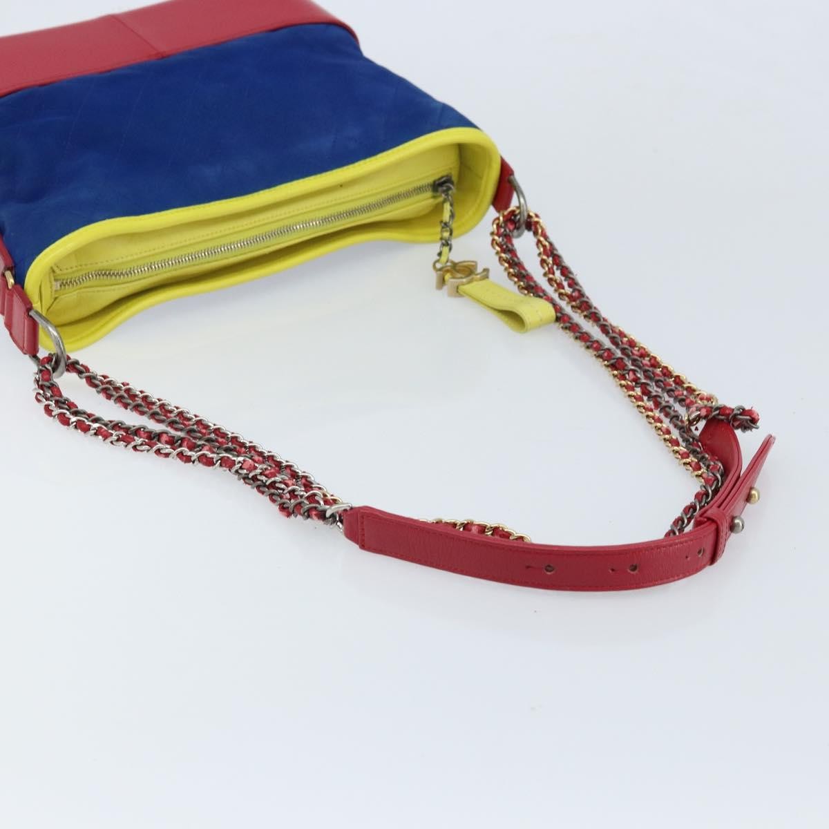 Chanel Gabrielle Hobo Quilted Suede, Multicolour, Suede, Shoulder Bag