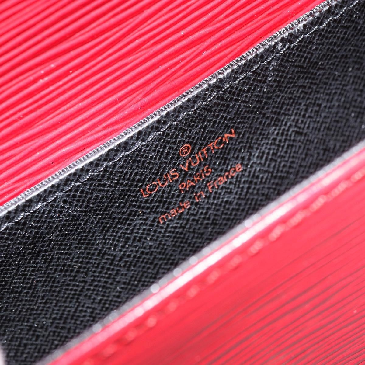 Louis Vuitton Saint Cloud Handbag Epi Leather, RED, LEATHER, Shoulder bag