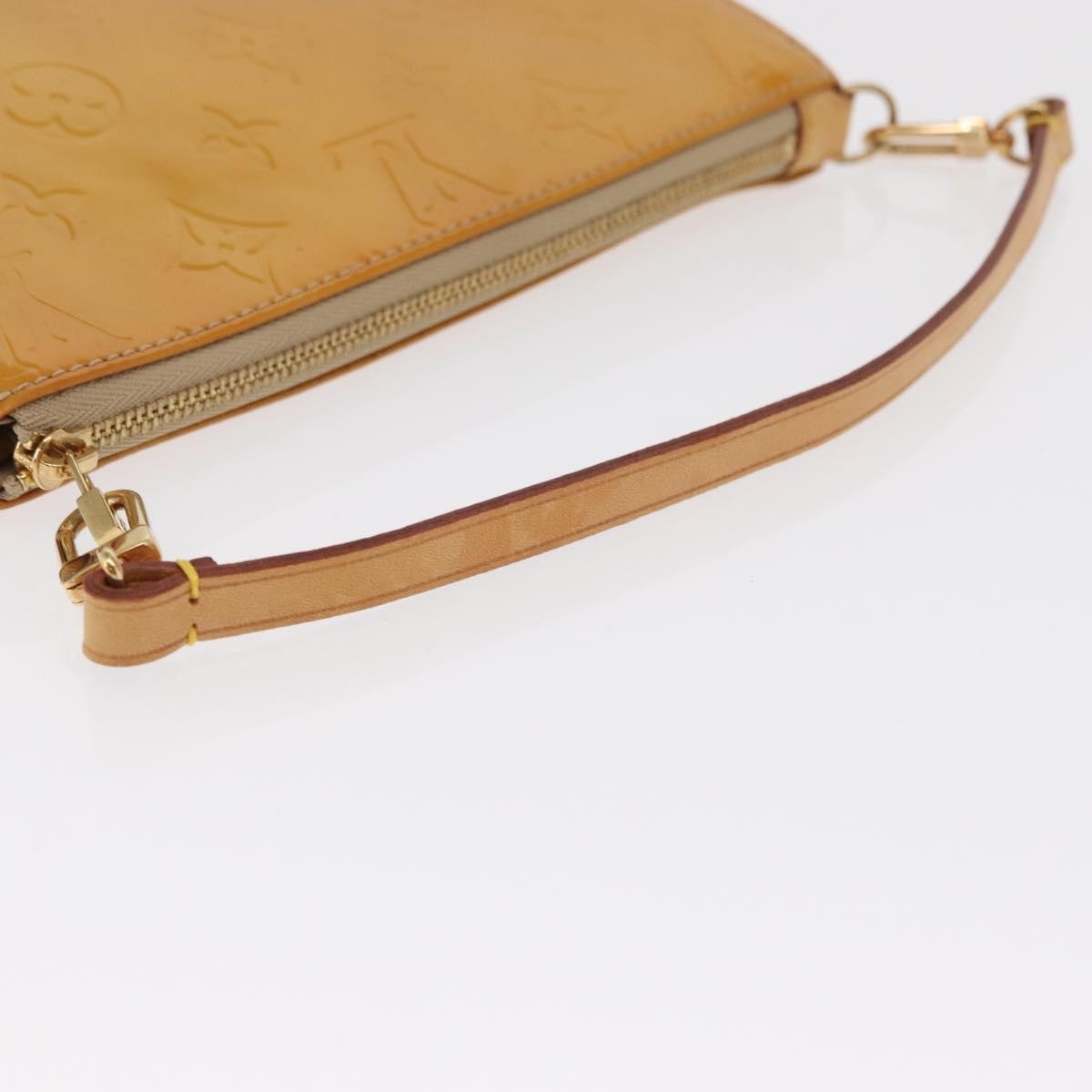 Louis Vuitton Lexington Pochette Patent Leather, BEIGE, PATENT_LEATHER, Clutche & pouche
