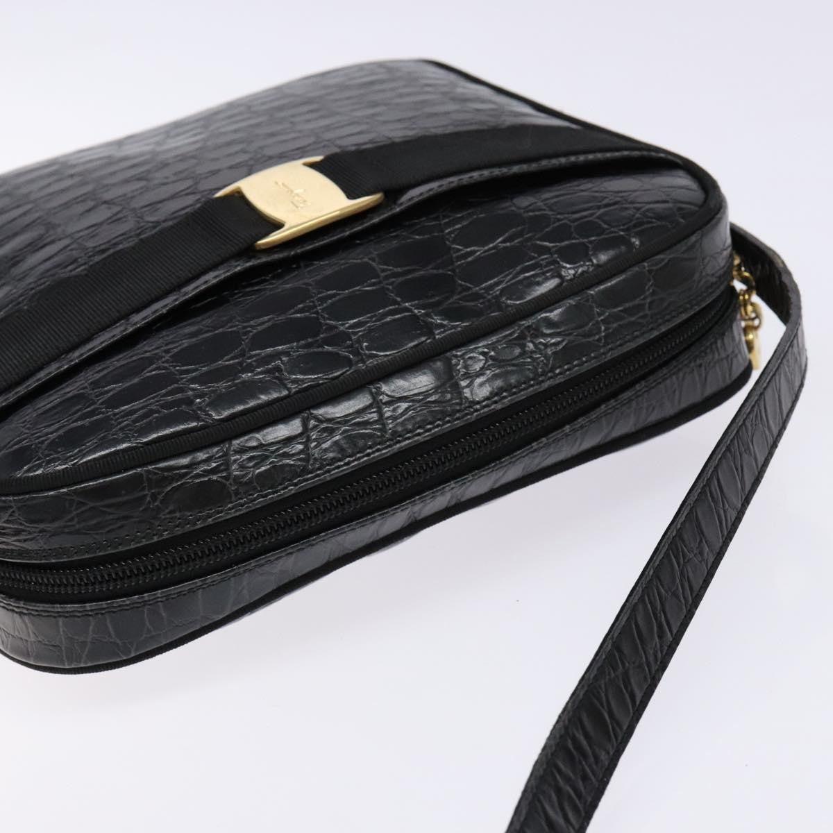 Salvatore Ferragamo Vala Shoulder Bag Leather, BLACK, LEATHER, Shoulder bag