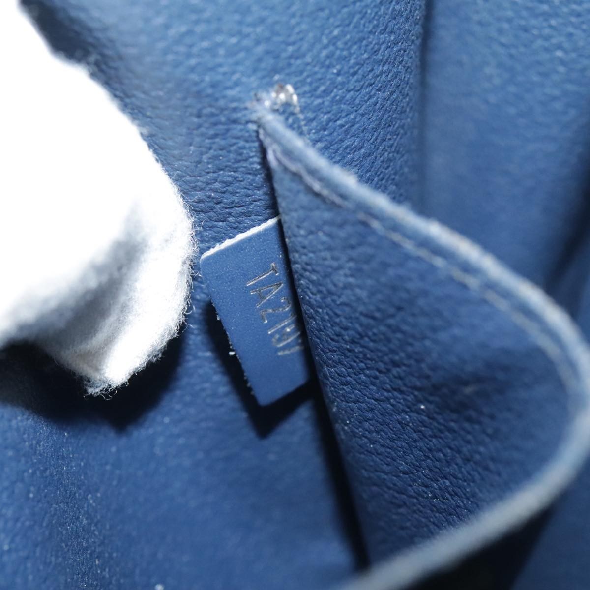 Louis Vuitton Toiletry Pouch Epi Leather, NAVY, LEATHER, Toiletry Case