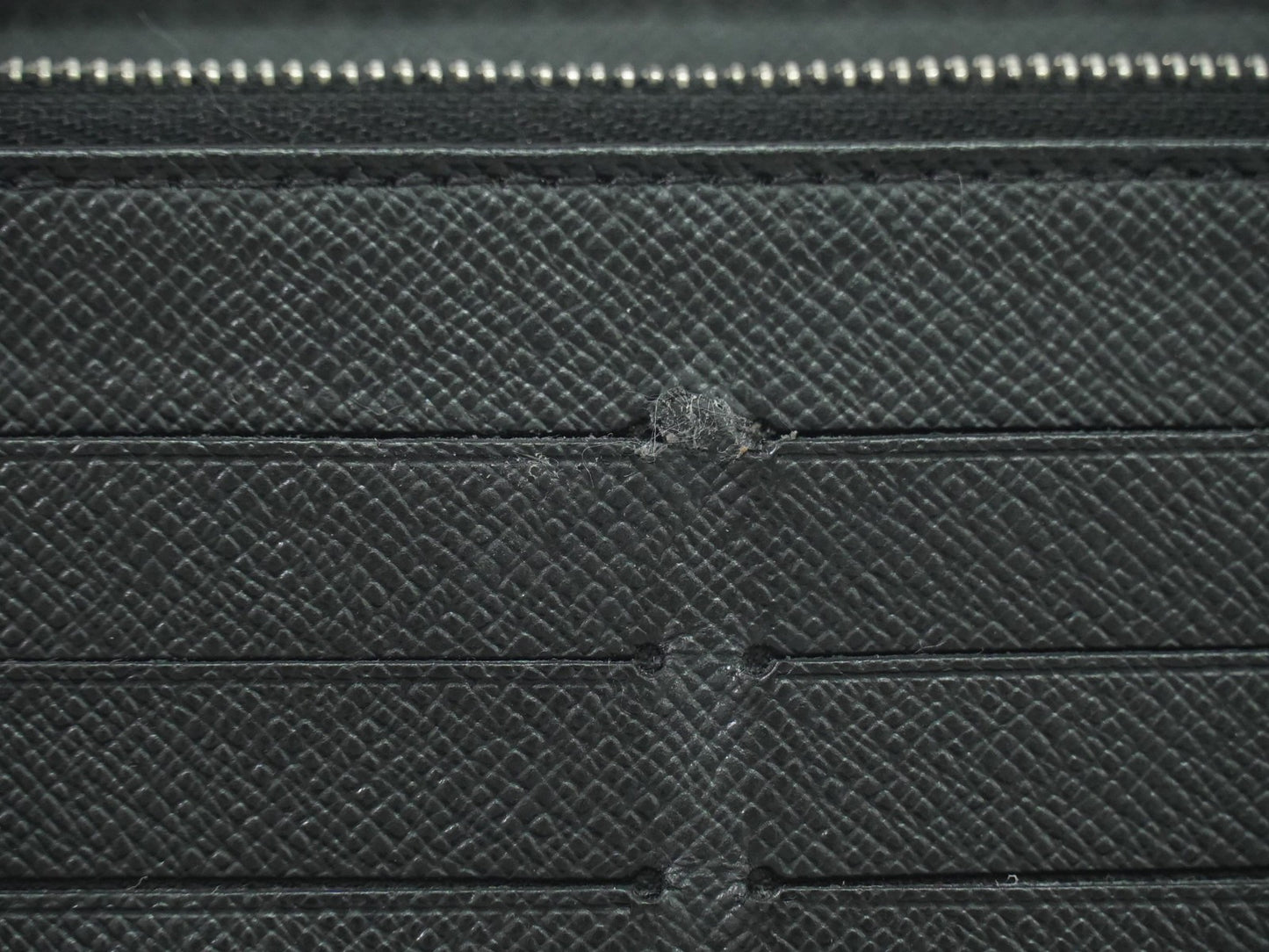 Louis Vuitton Zippy Organizer Taiga Leather, BLACK, LEATHER, Wallets
