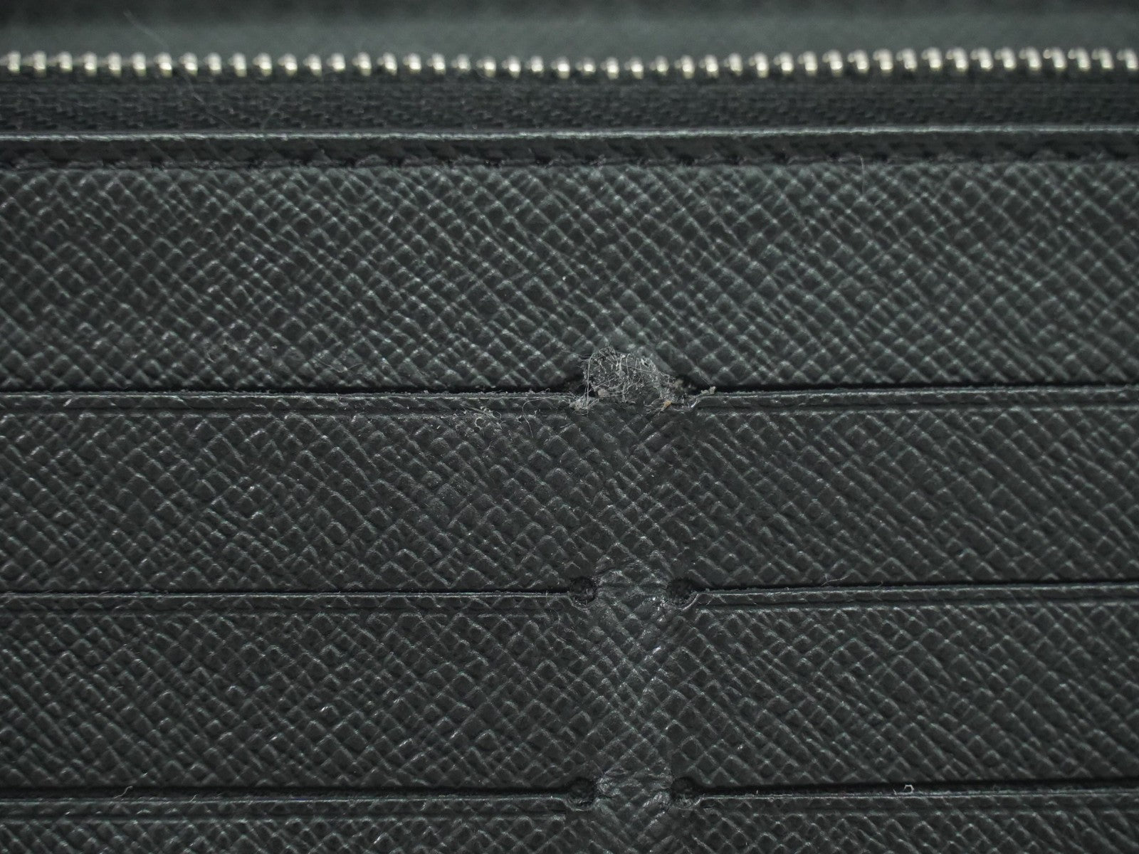 Louis Vuitton Zippy Organizer Taiga Leather, BLACK, LEATHER, Wallets