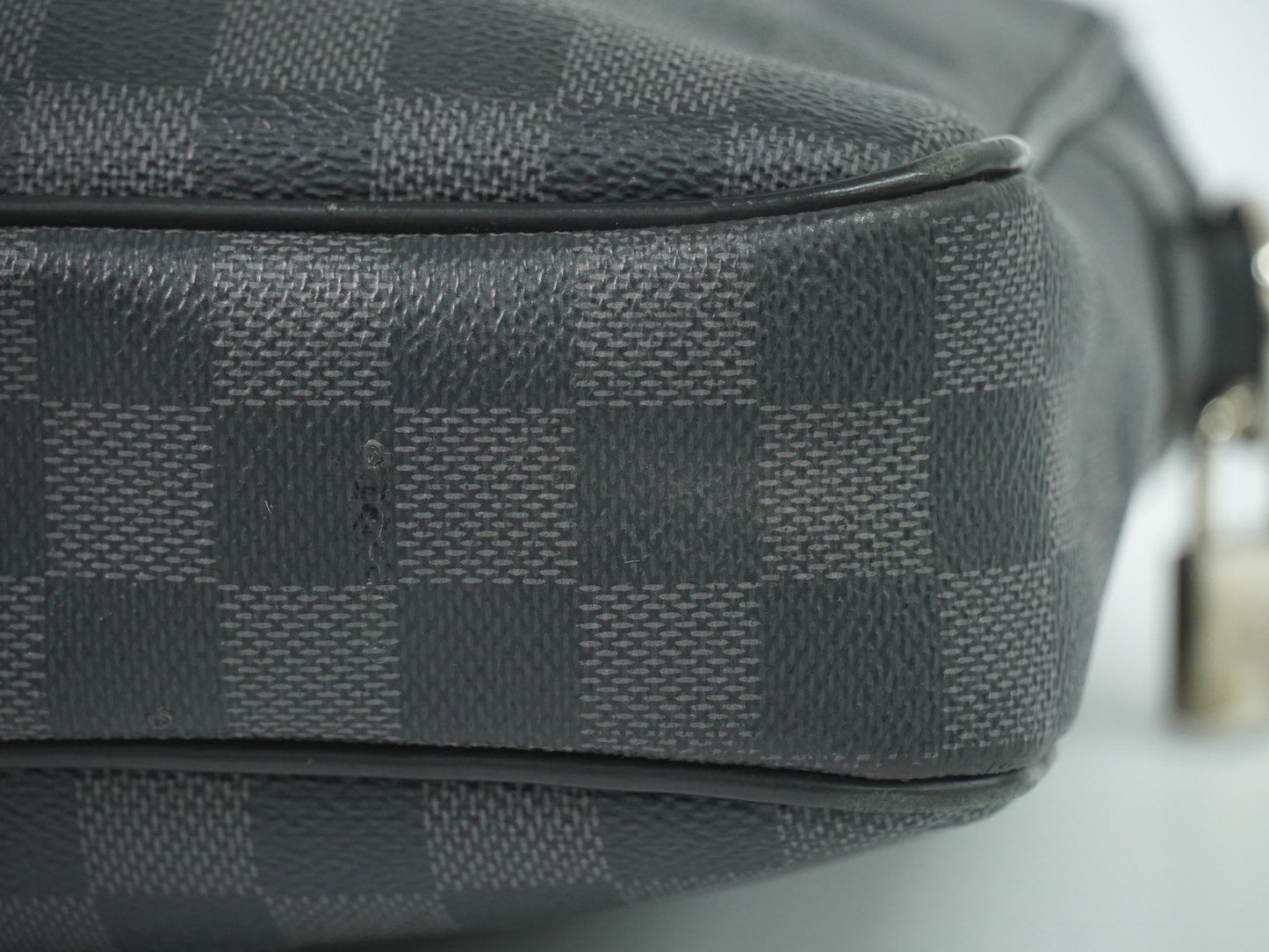 Louis Vuitton Porte-Documents Voyage Briefcase Damier Graphite, Gray, Canvas, Briefcase