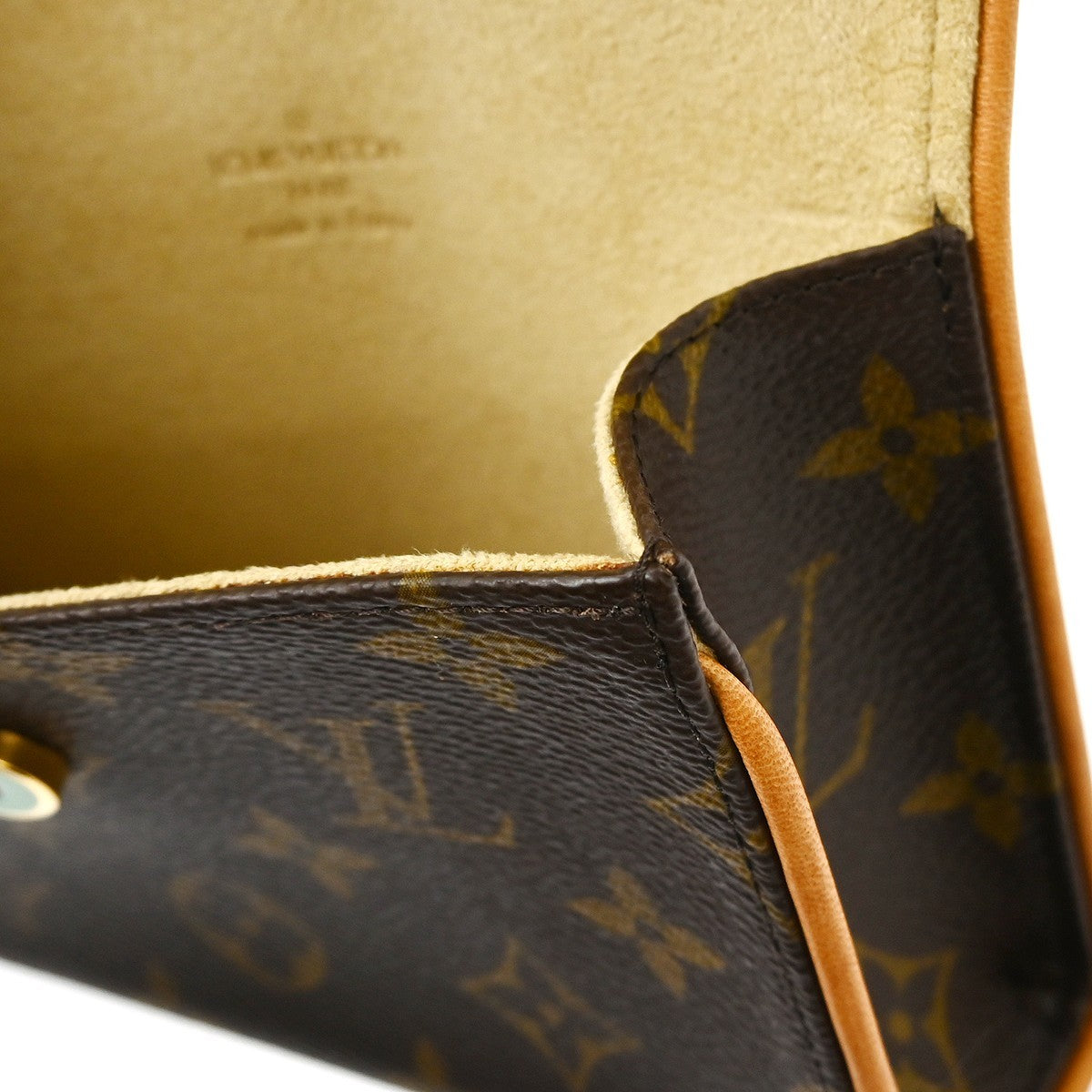 Louis Vuitton Florentine Pochette Monogram Canvas, Brown, Canvas, Clutch
