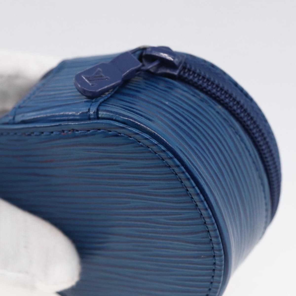 Louis Vuitton Ecrin Bijoux Jewelry Case Epi Leather, BLUE, LEATHER, Clutche & pouche