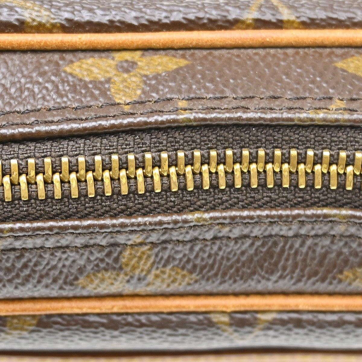 Louis Vuitton Marly Dragonne Clutch Monogram Canvas, Brown, Canvas, Clutch
