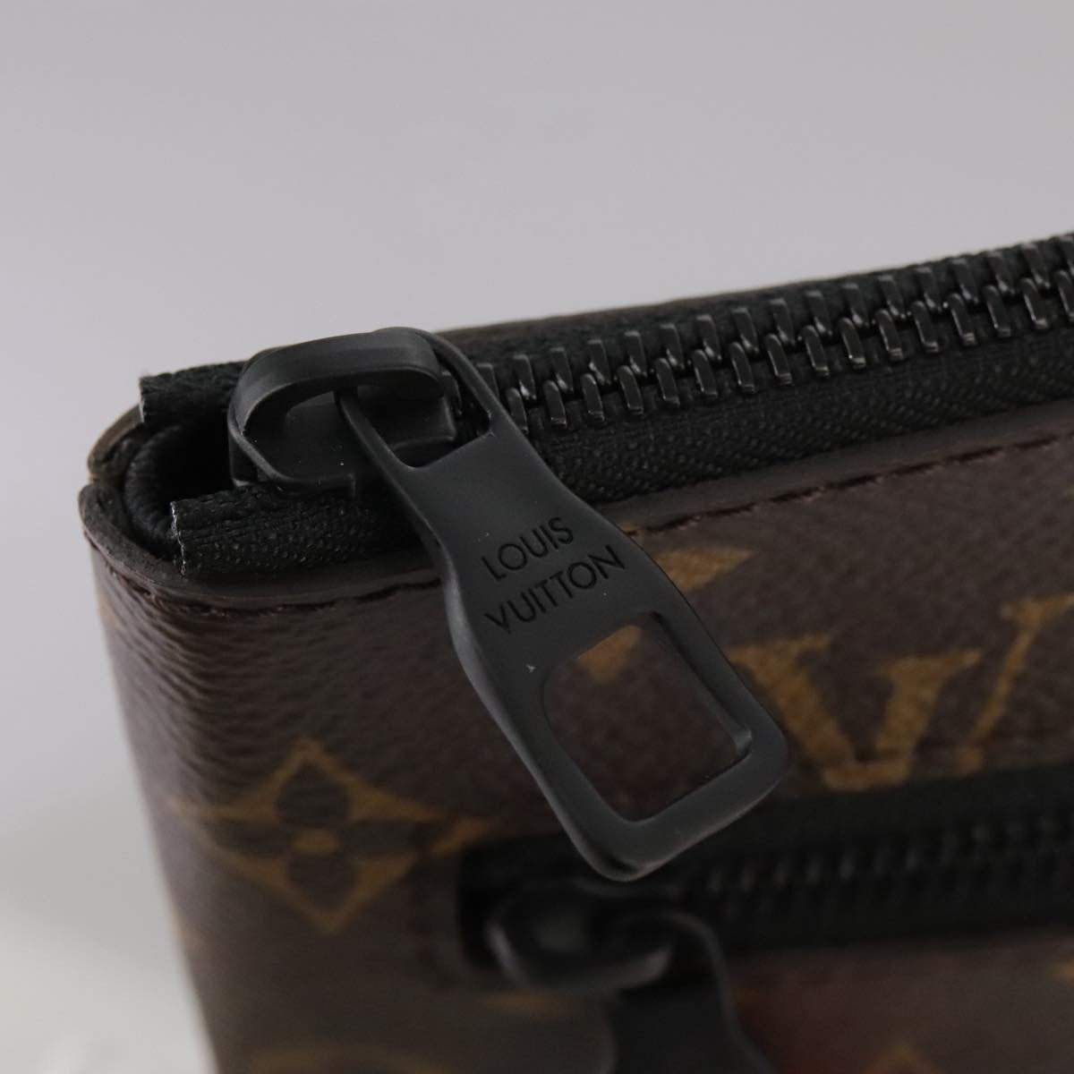 Louis Vuitton Solar Ray A4 Pouch Monogram Canvas, BROWN, CANVAS, Clutche & pouche