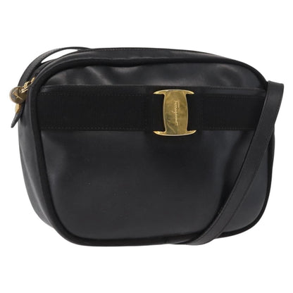 Salvatore Ferragamo Vara Bow camera Shoulder Bag Leather, BLACK, LEATHER, Shoulder bag