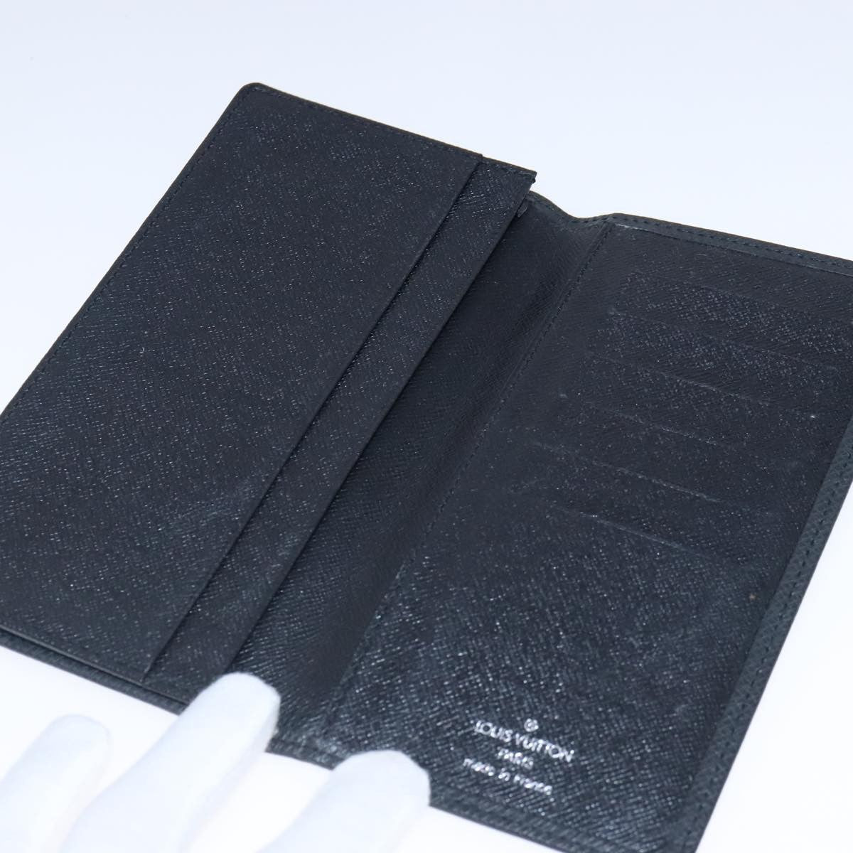 Louis Vuitton Porte Cartes Wallet Taiga Leather, BLACK, LEATHER, Wallets
