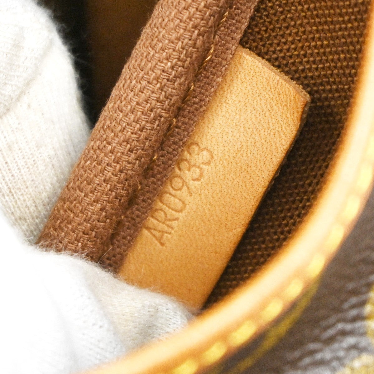 Louis Vuitton Saumur Handbag Monogram Canvas, BROWN, CANVAS, Shoulder bag