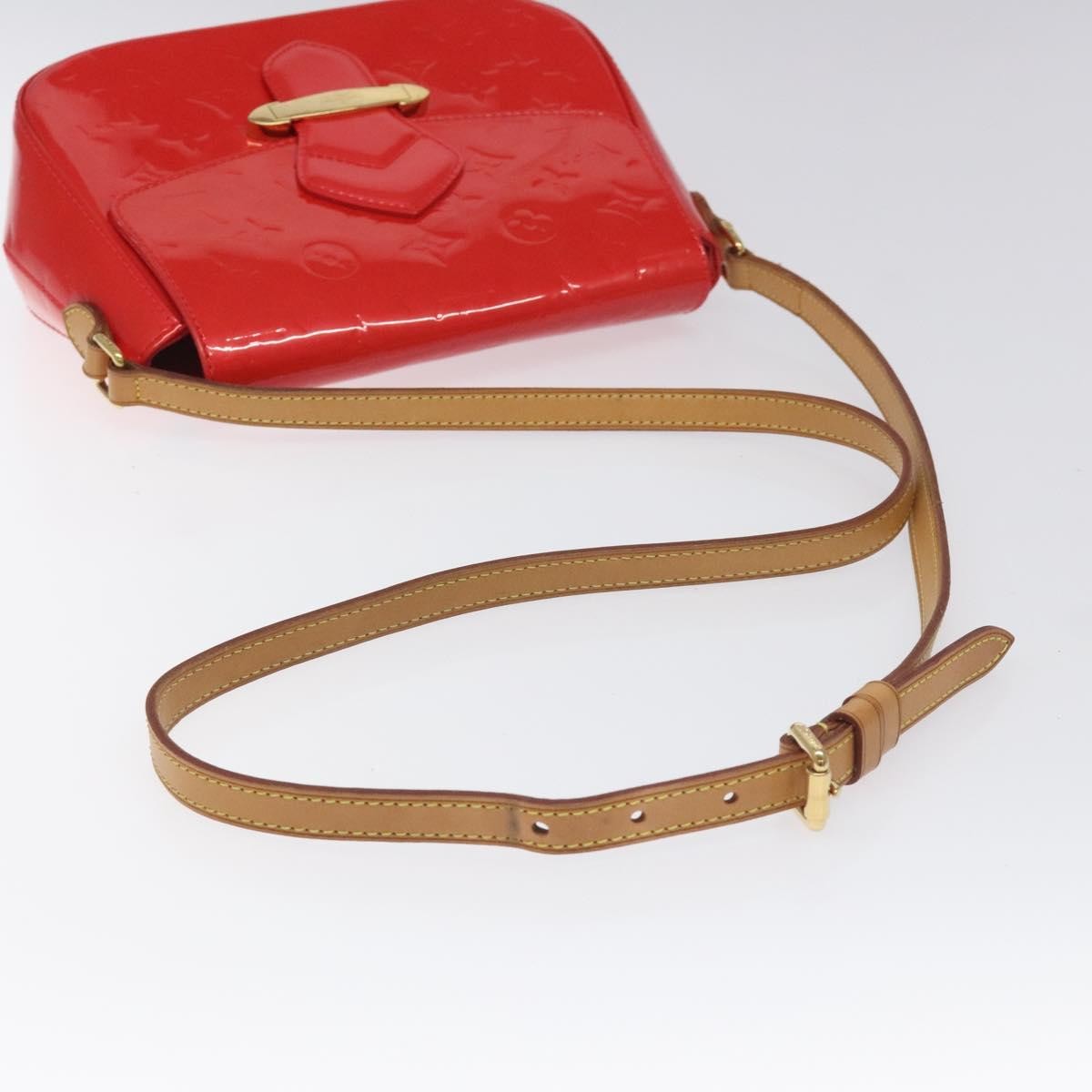 Louis Vuitton Bellflower Handbag Monogram Vernis, RED, PATENT_LEATHER, Shoulder bag