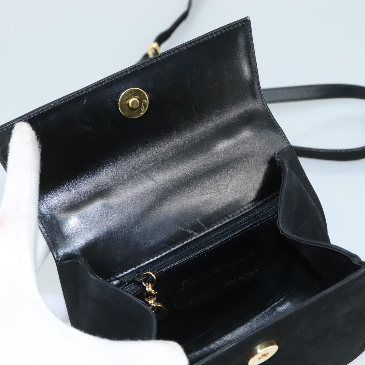 Salvatore Ferragamo Gancini Shoulder Bag Suede, BLACK, SUEDE, Shoulder bag