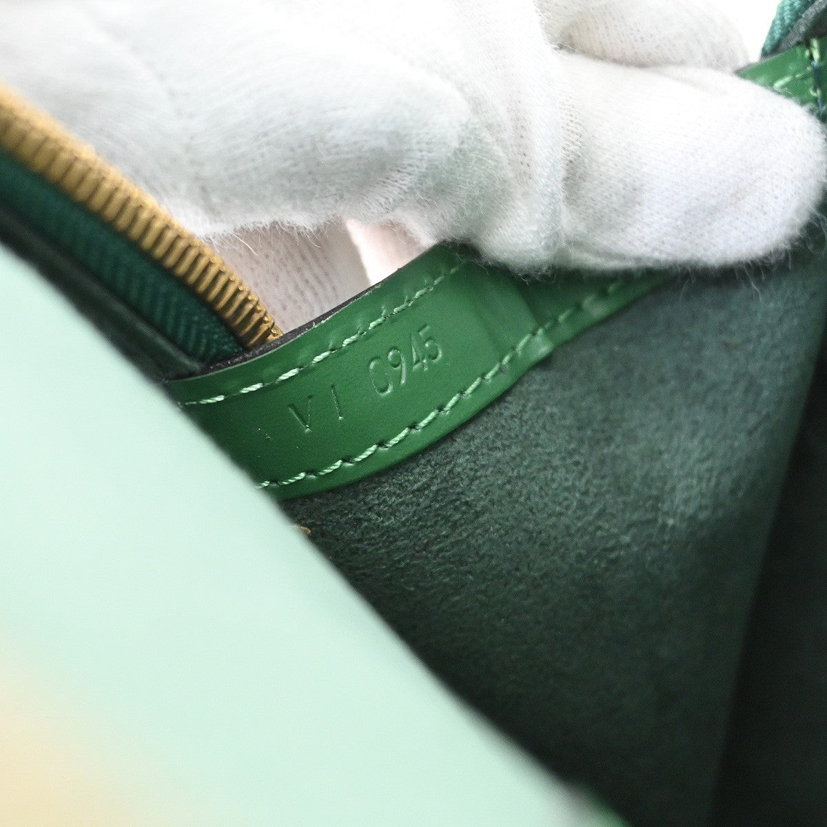 Louis Vuitton Lussac Handbag Epi Leather, GREEN, LEATHER, Shoulder bag