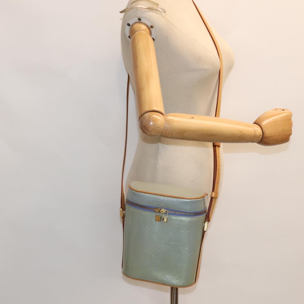 Louis Vuitton Sullivan Handbag Monogram Vernis, PURPLE, PATENT_LEATHER, Shoulder bag