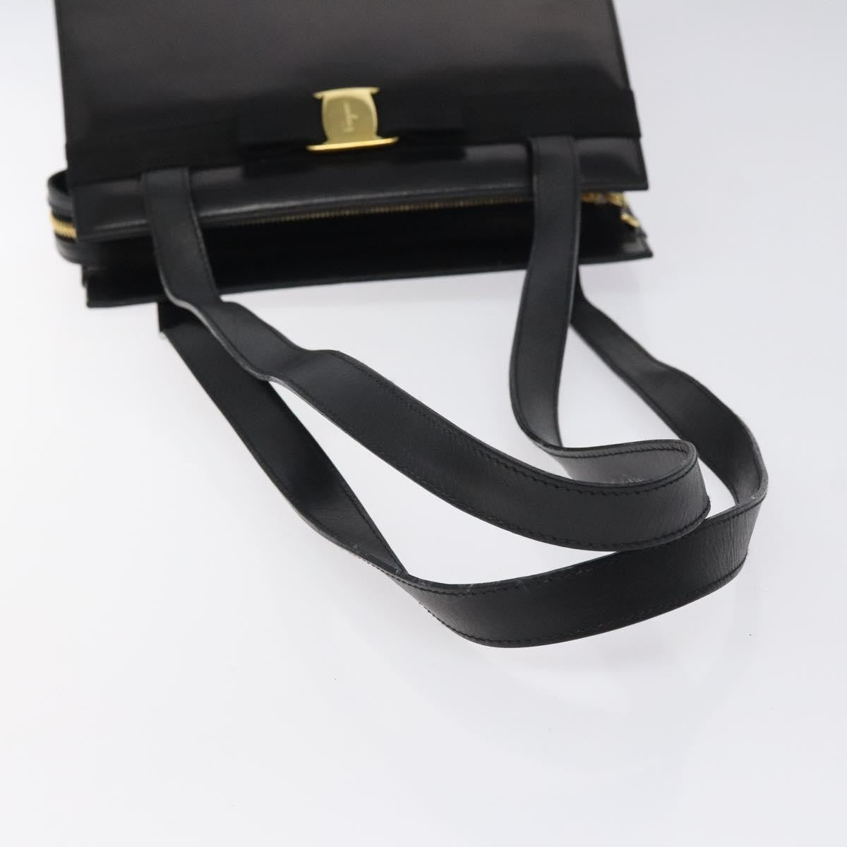 Salvatore Ferragamo Vala Shoulder Bag Leather, BLACK, LEATHER, Shoulder bag
