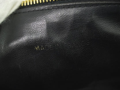 Chanel Vintage Timeless Cosmetic Case Caviar, BLACK, LEATHER, Toiletry Case