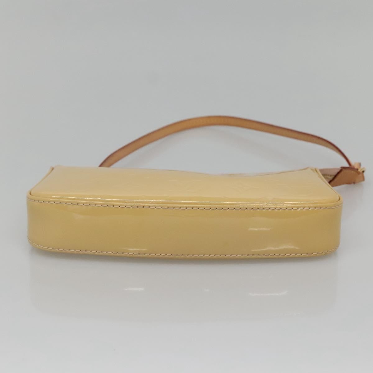 Louis Vuitton Pochette Accessoires NM Monogram Vernis, BEIGE, PATENT_LEATHER, Clutche & pouche