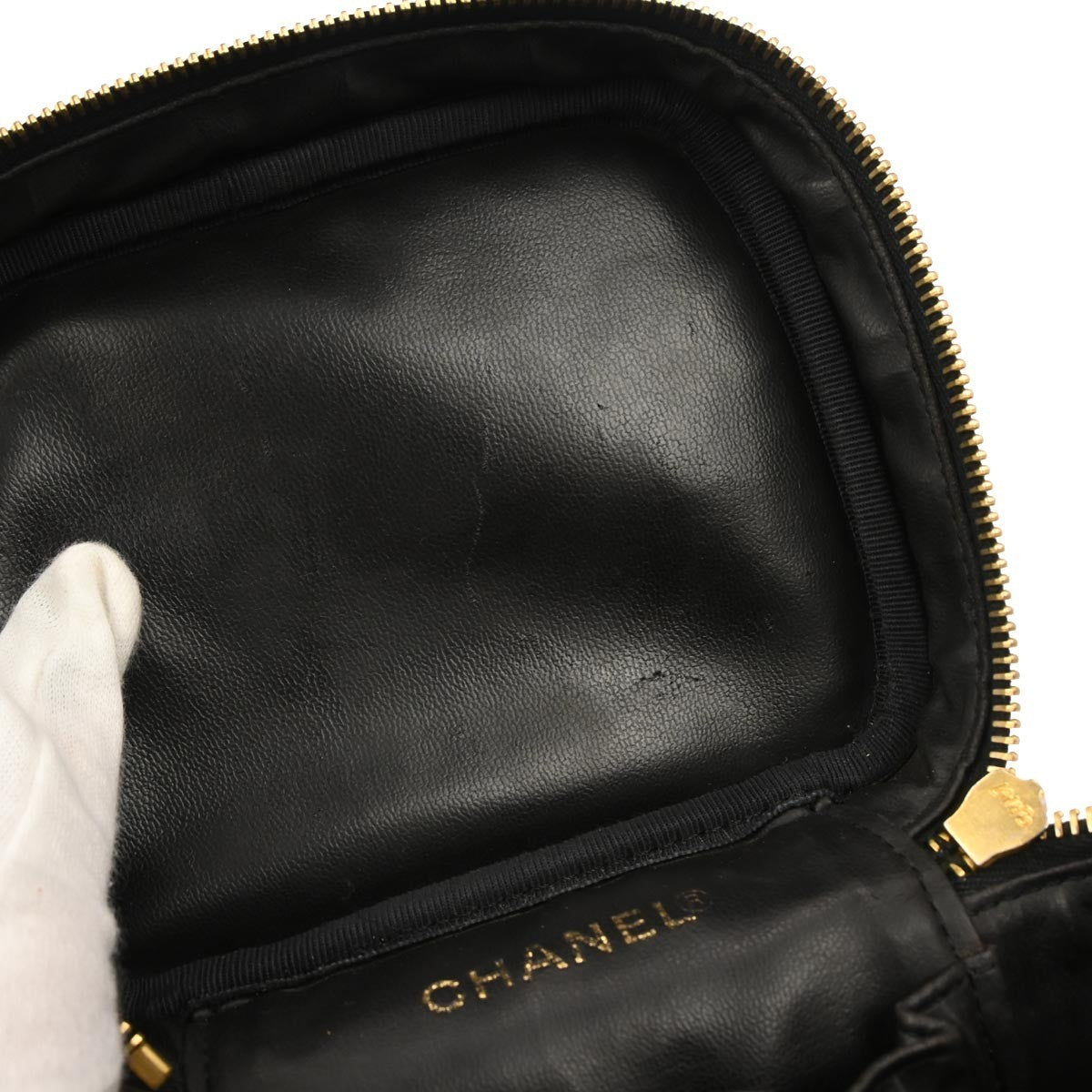Chanel Vintage Timeless Cosmetic Case Caviar, BLACK, LEATHER, Handbag