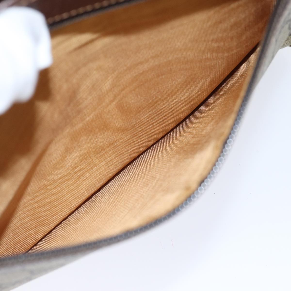 Gucci GG Supreme Clutch bag PVC, Beige, PVC, Clutch