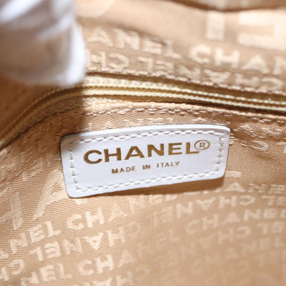 Chanel Chocolate Bar CC Shoulder Bag Quilted Leather, White, Leather, Shoulder Bag