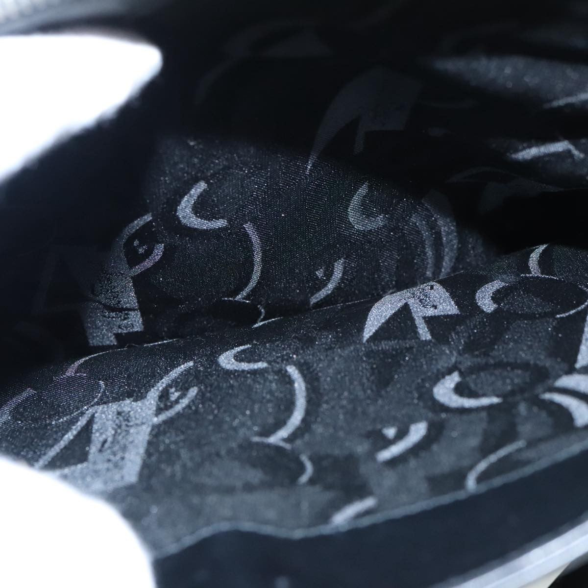 Salvatore Ferragamo Gancini Shoulder Bag Leather, BLACK, LEATHER, Tote bag