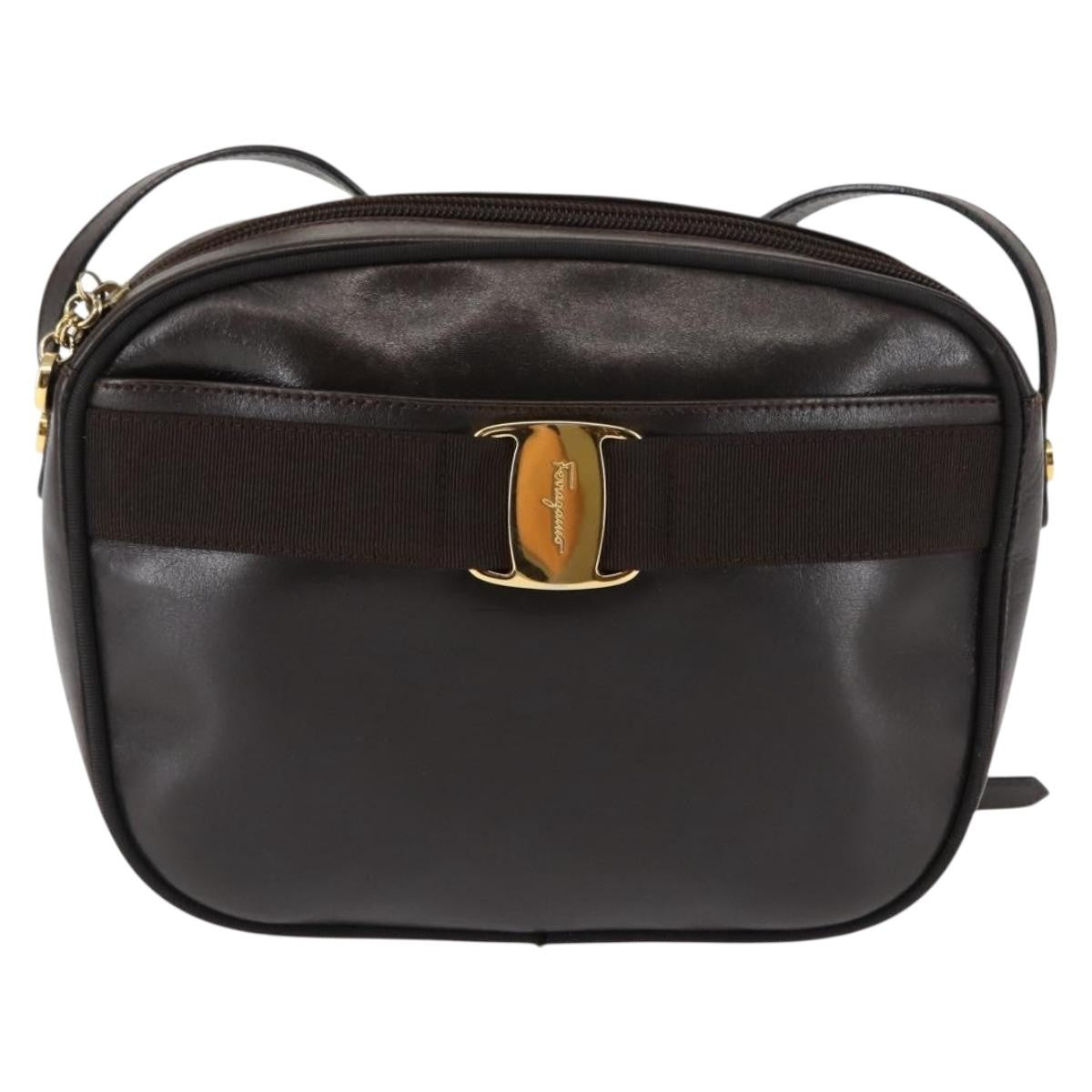 Salvatore Ferragamo Vara Bow camera Shoulder Bag Leather, BROWN, LEATHER, Shoulder bag
