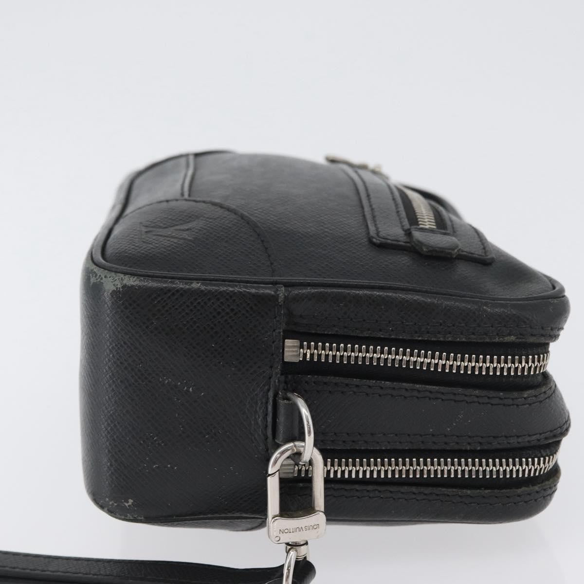 Louis Vuitton Pavel Handbag Taiga Leather, BLACK, LEATHER, Clutche & pouche