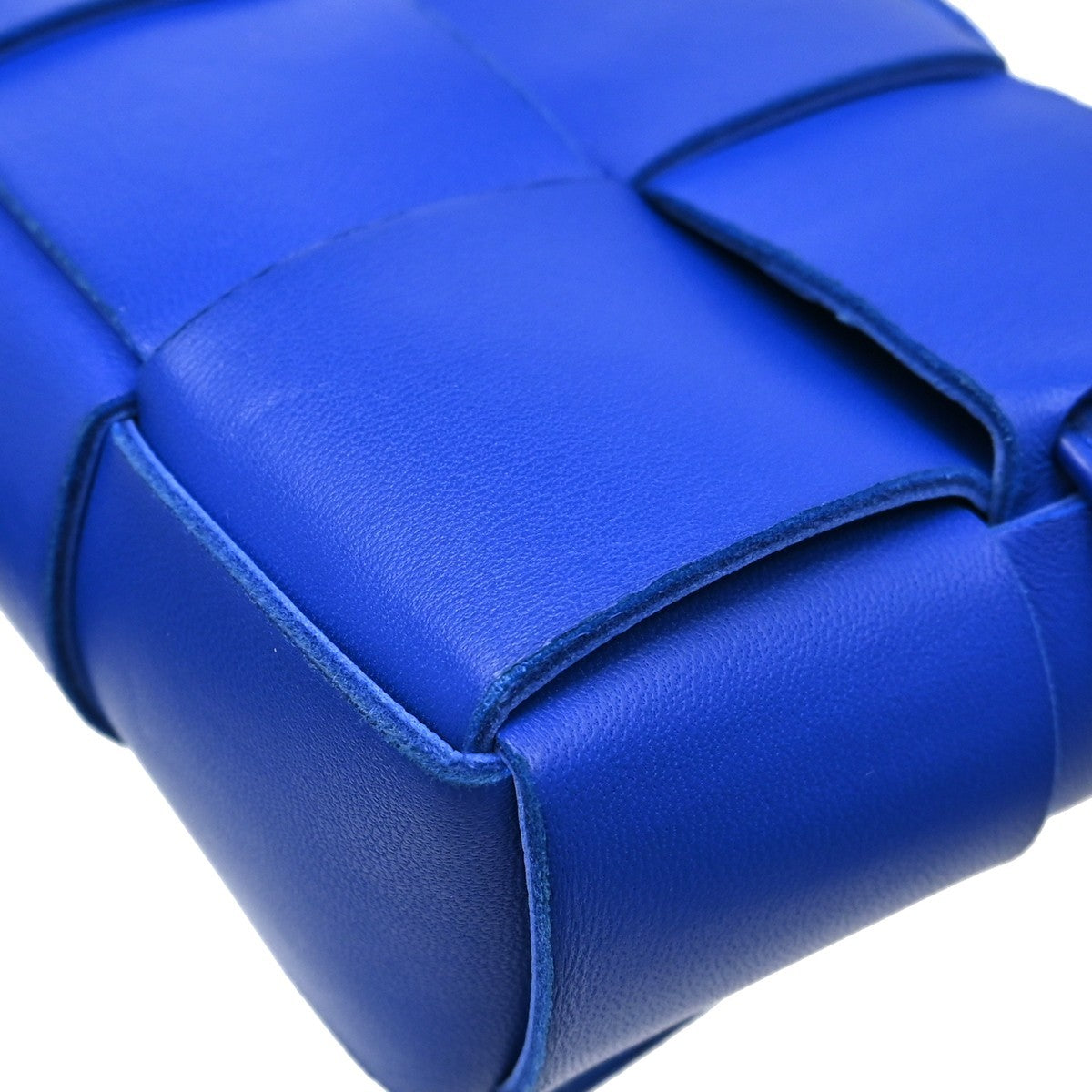 Bottega Veneta Cassette Belt Bag Maxi Intrecciato Leather, Blue, Leather, Clutch