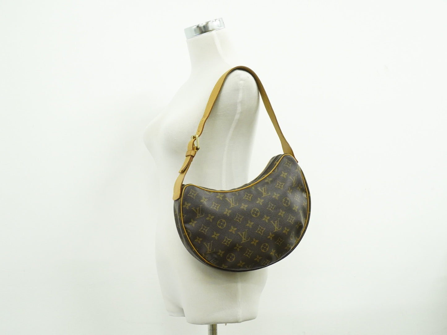 Louis Vuitton Croissant Handbag Monogram Canvas, BROWN, CANVAS, Shoulder bag