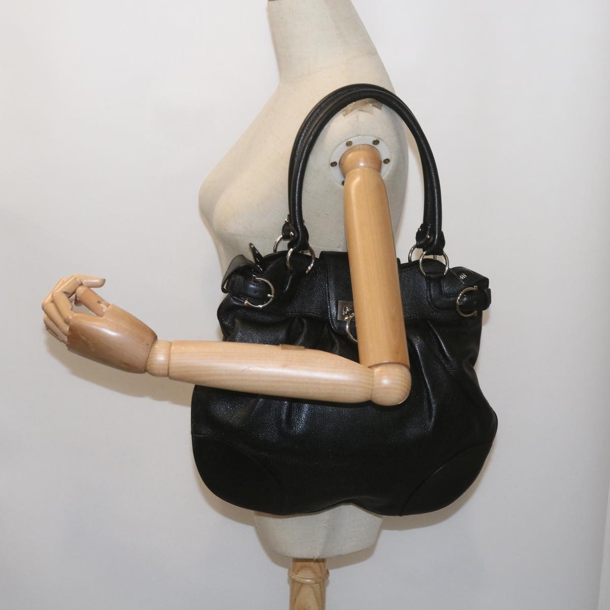 Salvatore Ferragamo Gancini handbag Leather, BLACK, LEATHER, Handbag