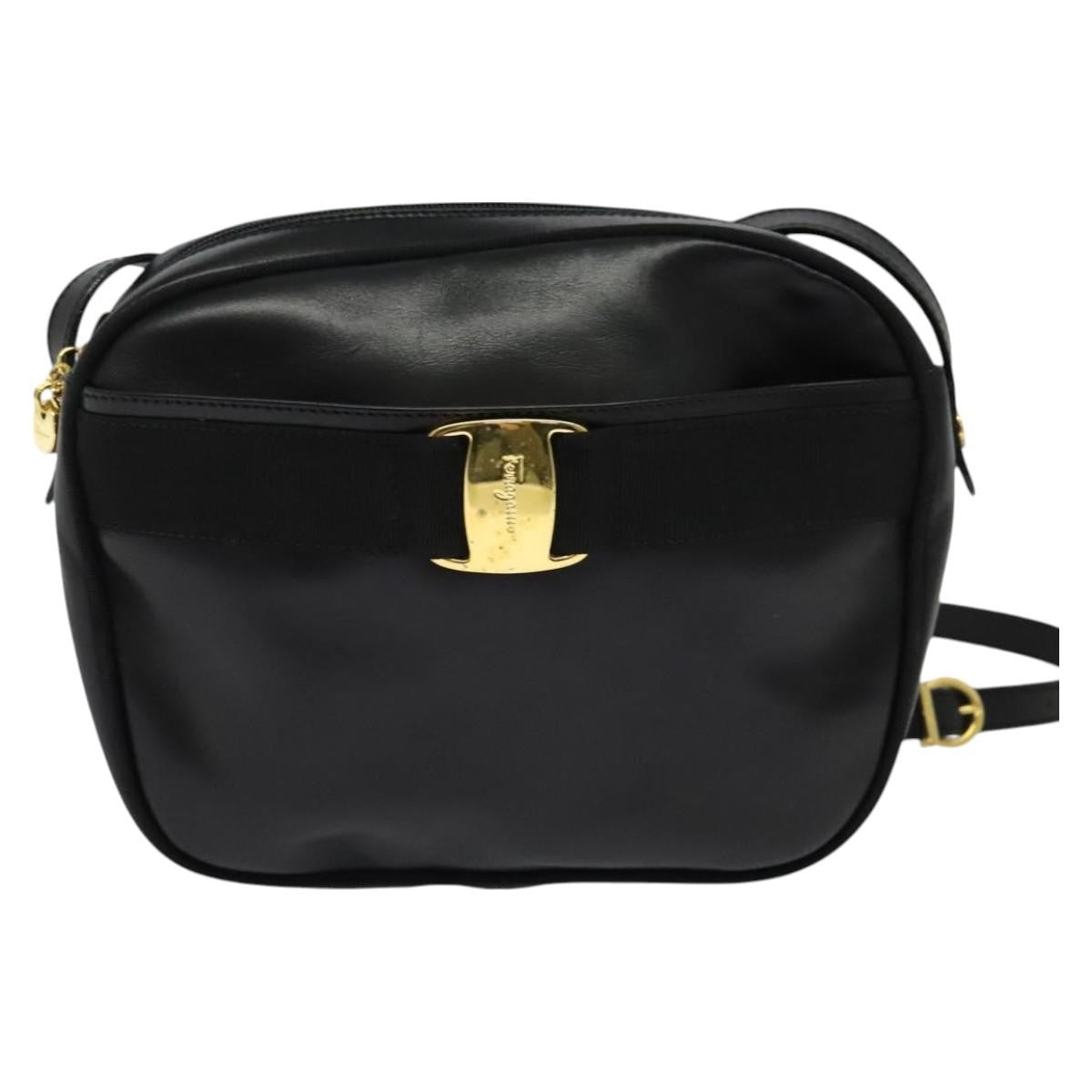 Salvatore Ferragamo Vala Shoulder Bag Leather, BLACK, LEATHER, Shoulder bag