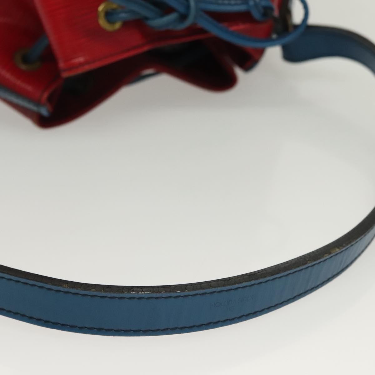 Louis Vuitton Petit Noe Handbag Epi Leather, RED, LEATHER, Shoulder bag