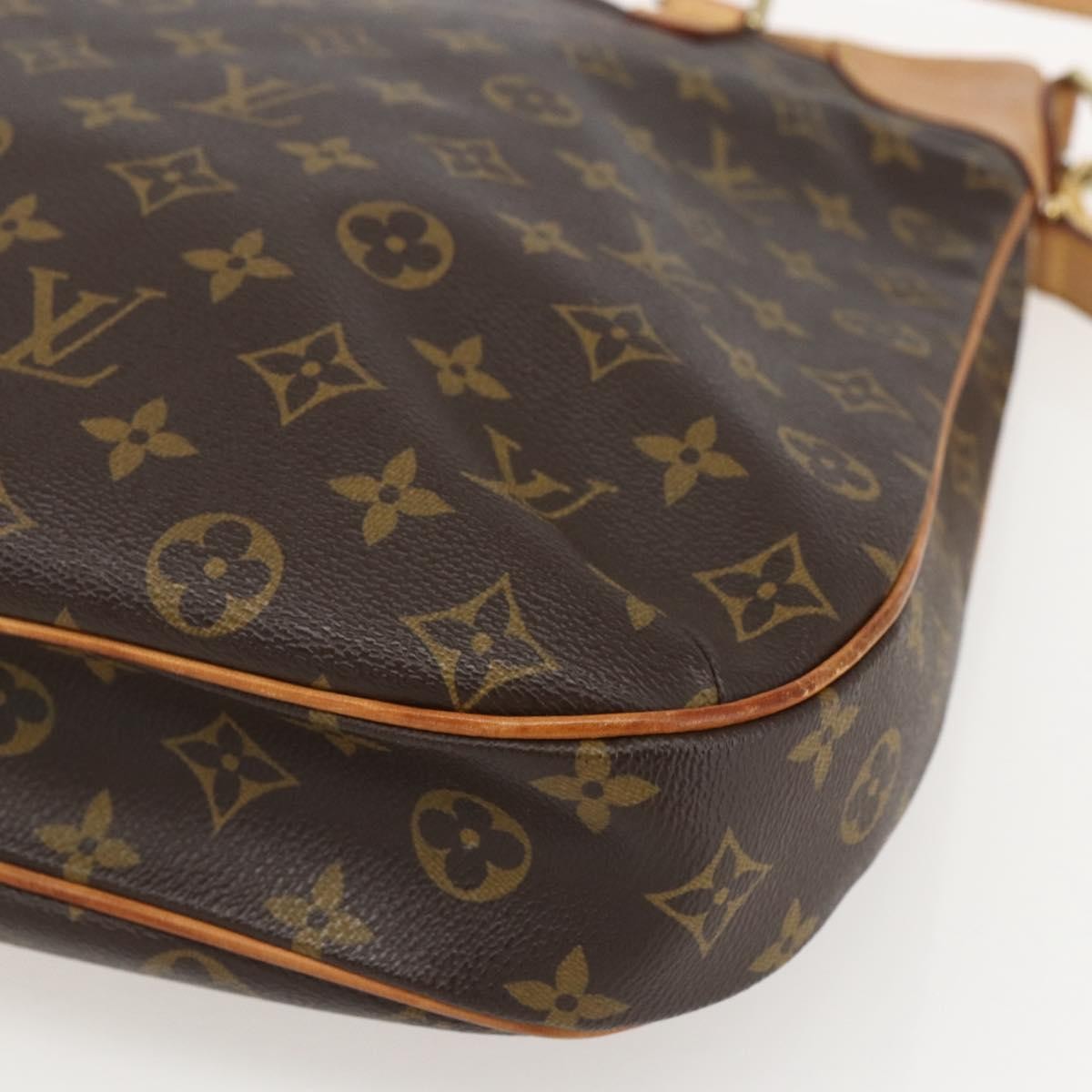 Louis Vuitton Odeon Handbag Monogram Canvas, Brown, Canvas, Shoulder Bag