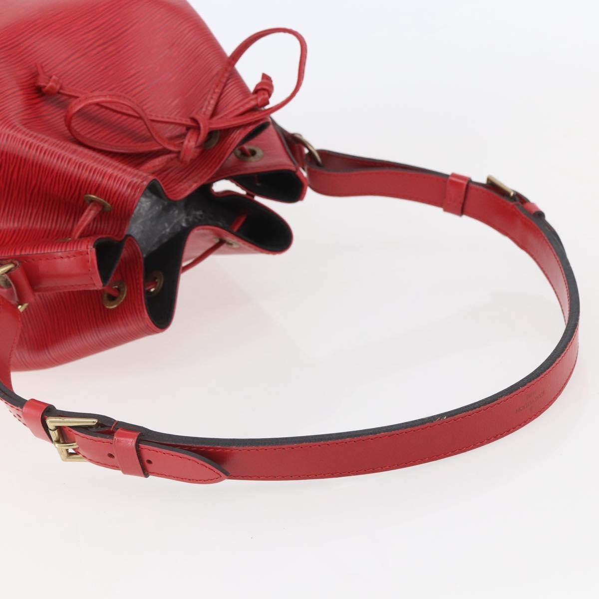 Louis Vuitton Noe Handbag Epi leather, RED, LEATHER, Shoulder bag