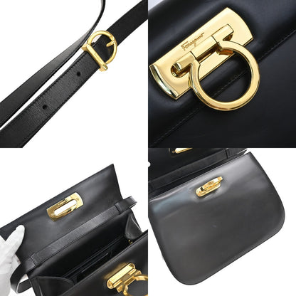 Salvatore Ferragamo Gancini Shoulder Bag Leather, BLACK, LEATHER, Shoulder bag