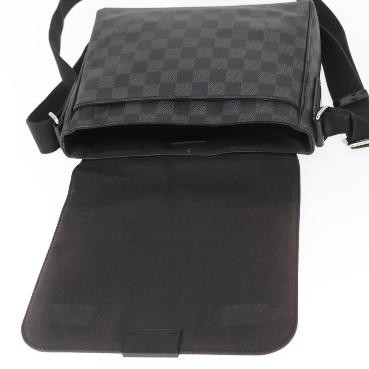 Louis Vuitton District Messenger Bag Damier Graphite, GRAY, CANVAS, Shoulder bag