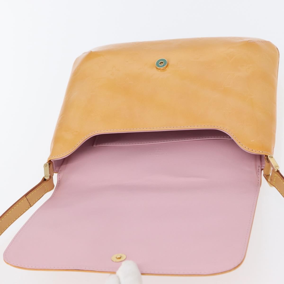 Louis Vuitton Thompson Street Handbag Monogram Vernis, BEIGE, PATENT_LEATHER, Shoulder bag