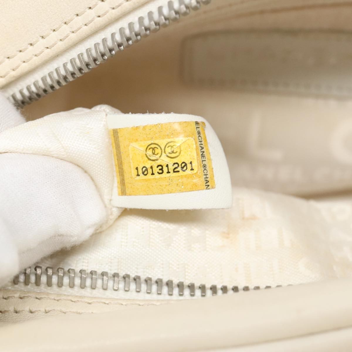 Chanel Ultimate Soft Frame Bag Quilted Calfskin, WHITE, LEATHER, Handbag