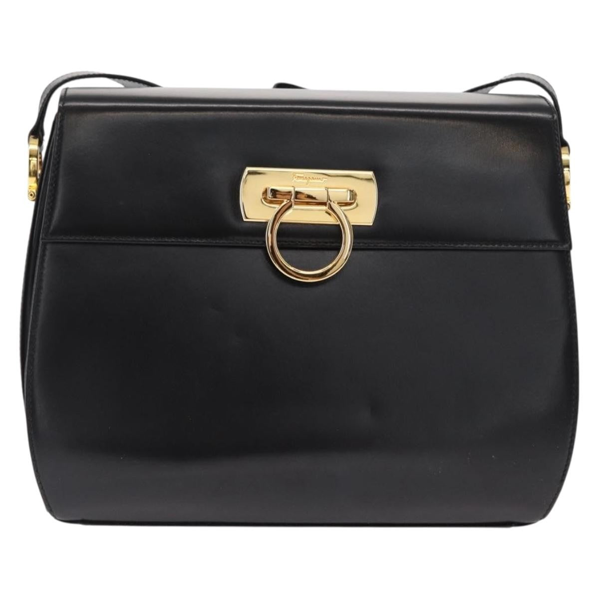 Salvatore Ferragamo Gancini Shoulder Bag Leather, BLACK, LEATHER, Shoulder bag