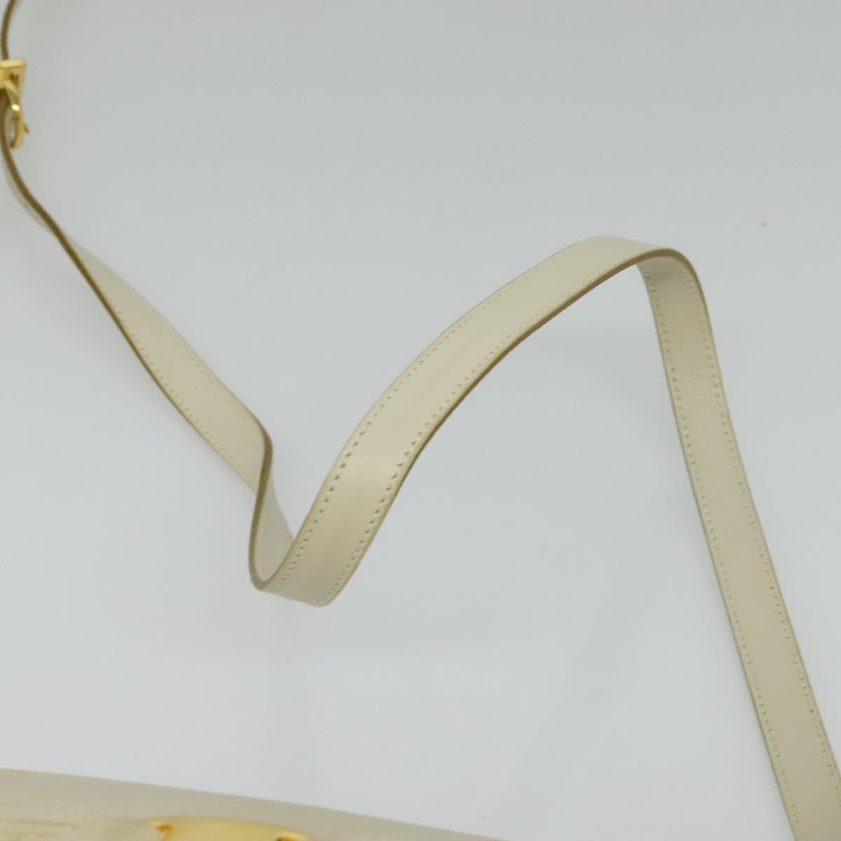 Salvatore Ferragamo Vala Shoulder Bag Leather, WHITE, LEATHER, Shoulder bag