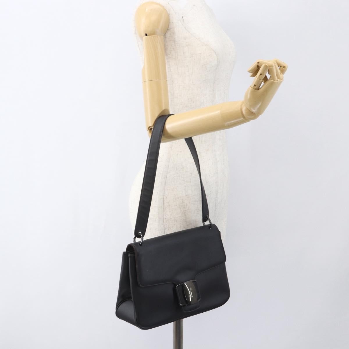 Salvatore Ferragamo Vala Shoulder Bag Leather, BLACK, LEATHER, Shoulder bag