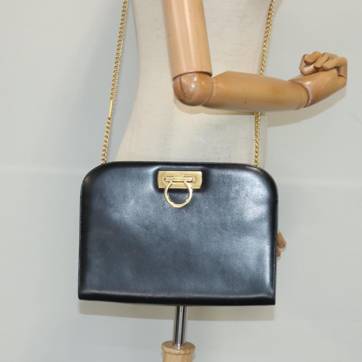 Salvatore Ferragamo Vintage Gancini Chain Shoulder Bag Leather, BLACK, LEATHER, Shoulder bag
