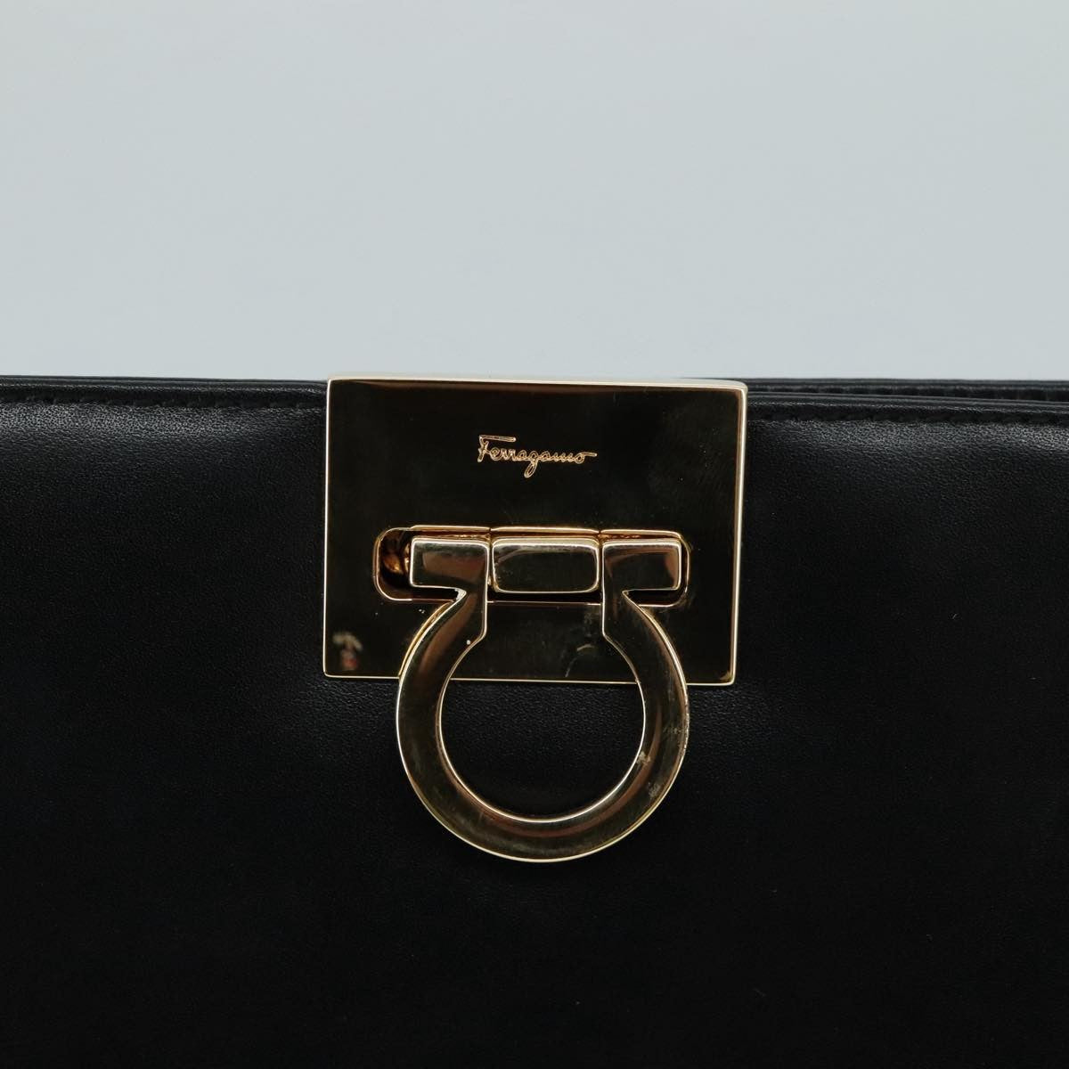 Salvatore Ferragamo Gancini Shoulder Bag Leather, BLACK, LEATHER, Shoulder bag