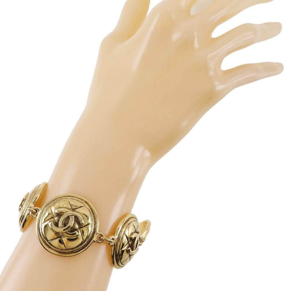 Chanel Vintage CC Quilted Medallion Bracelet Metal, GOLD, GOLD_PLATED, Bracelet