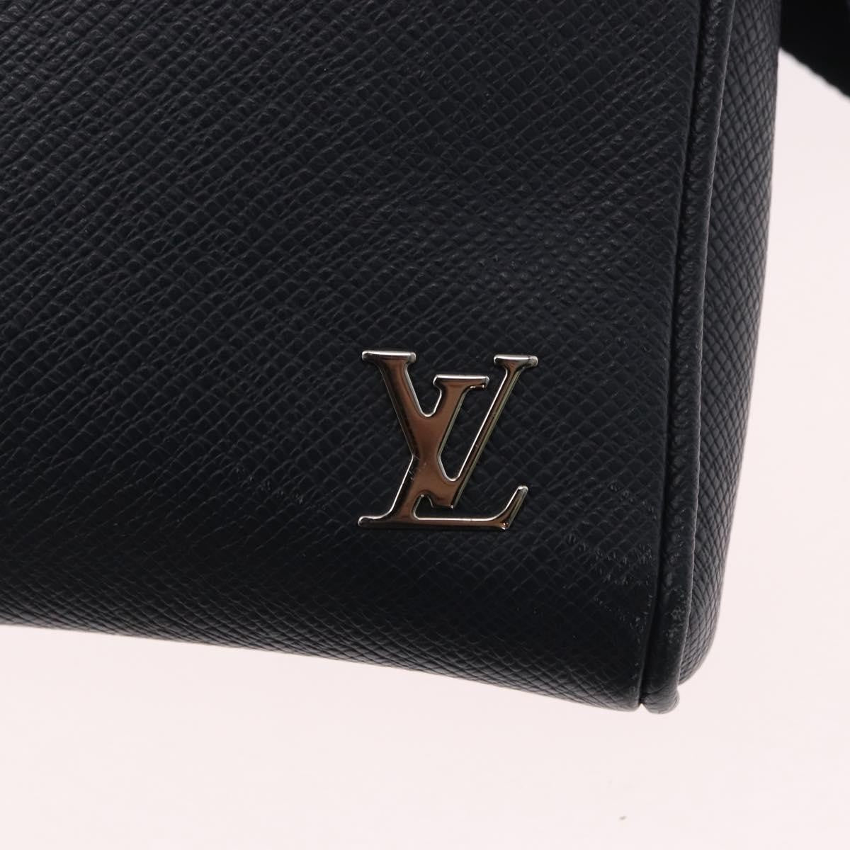 Louis Vuitton Alex Messenger Bag Taiga Leather, NAVY, LEATHER, Shoulder bag