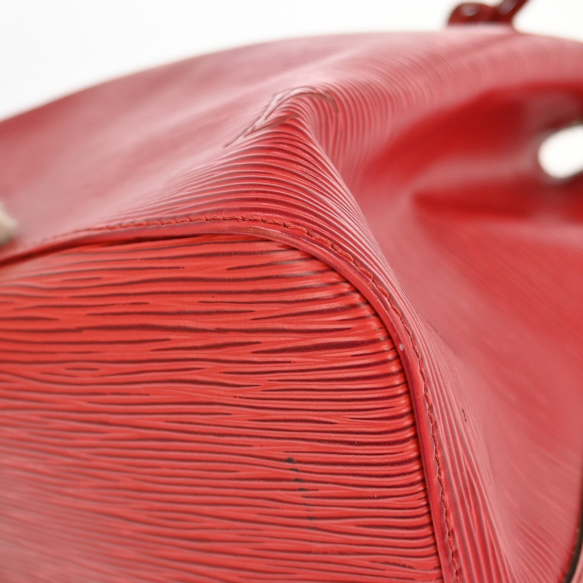 Louis Vuitton Noe Handbag Epi Leather, Red, Leather, Shoulder Bag