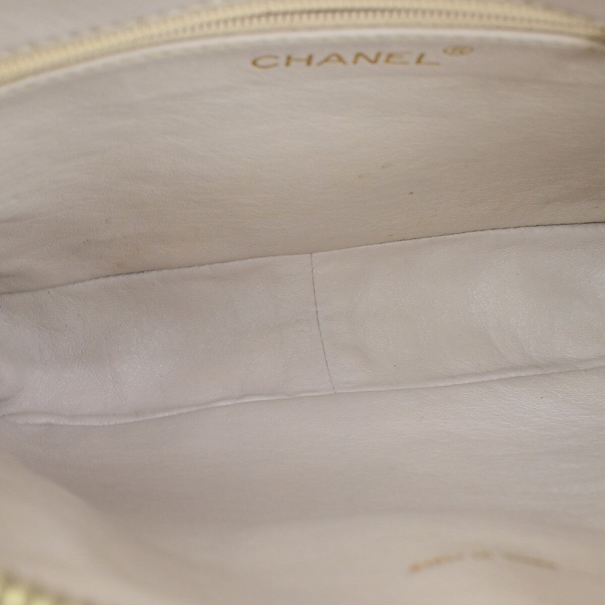 Chanel Vintage Camera Tassel Bag Chevron Lambskin, IVORY, LEATHER, Shoulder bag