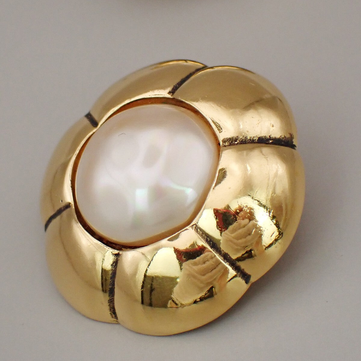 Chanel Vintage CC Flower Clip-On Earrings imitation pearls in gold plated, GOLD, GOLD_PLATED, Earrings