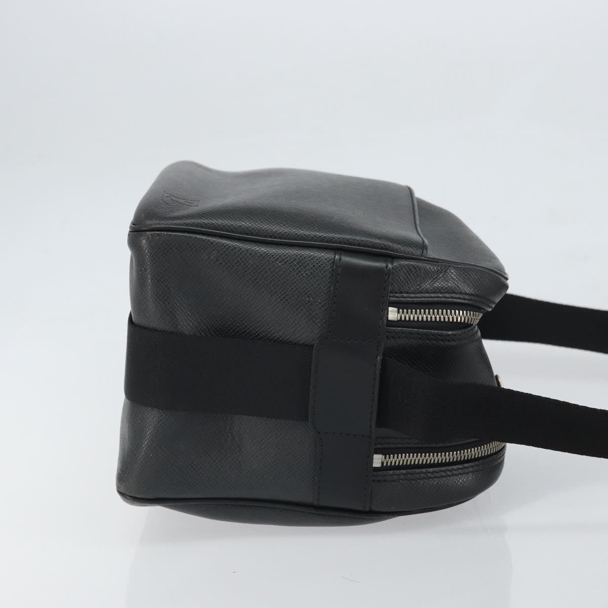 Louis Vuitton Reporter Bag Taiga Leather, GRAY, LEATHER, Shoulder bag